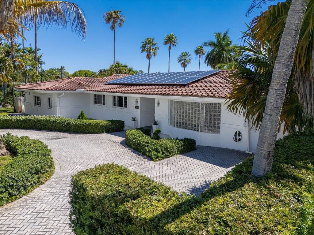 5+1 Müstakil ev — 20235 Highland Lakes Blvd