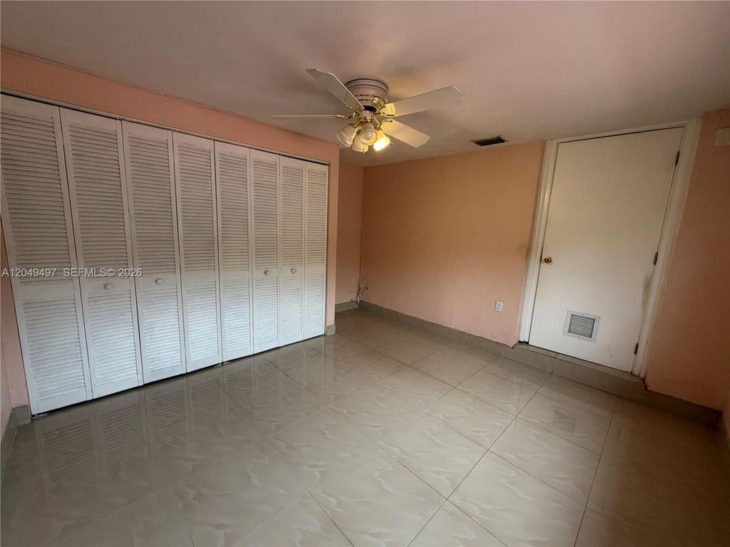 4-bedroom Single-Family Home — 1061 E 20th St