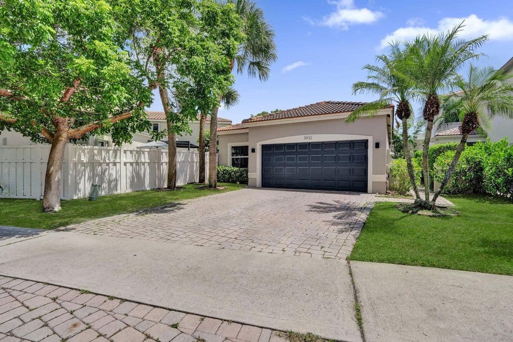 3+1 Müstakil ev — 3932 NW 62nd Court