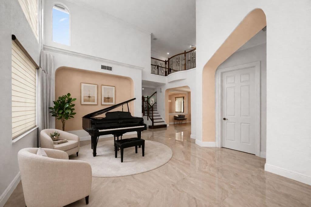 5+1 Müstakil ev — 3580 Birague Dr