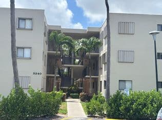 2-bedroom Condo — 5340 Las Verdes Circle #222, Delray Beach, 33484