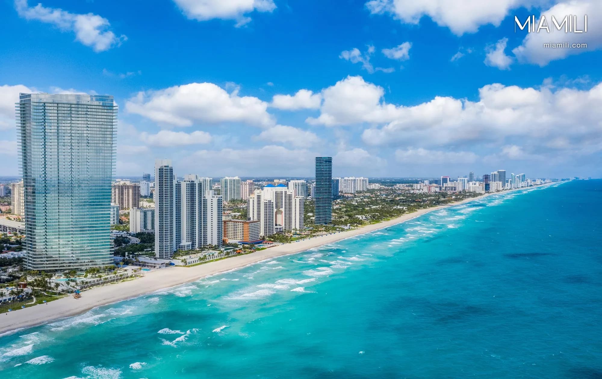 Residences by Armani/Casa — Sunny Isles Beach markalı rezidans projesi