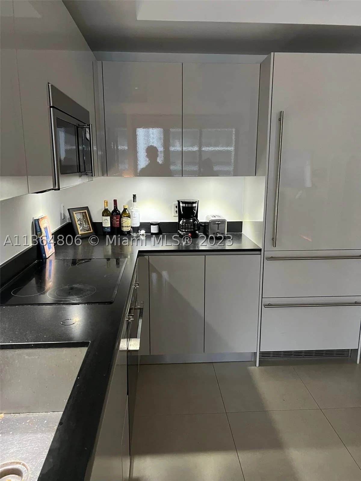 Condo — 1010 Brickell Ave #2010, Miami, FL 33131