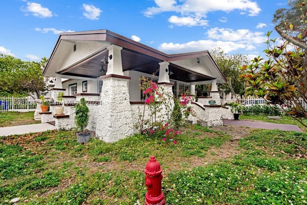 3-bedroom Single-Family Home — 3902 3rd Ave, Miami, FL 33127