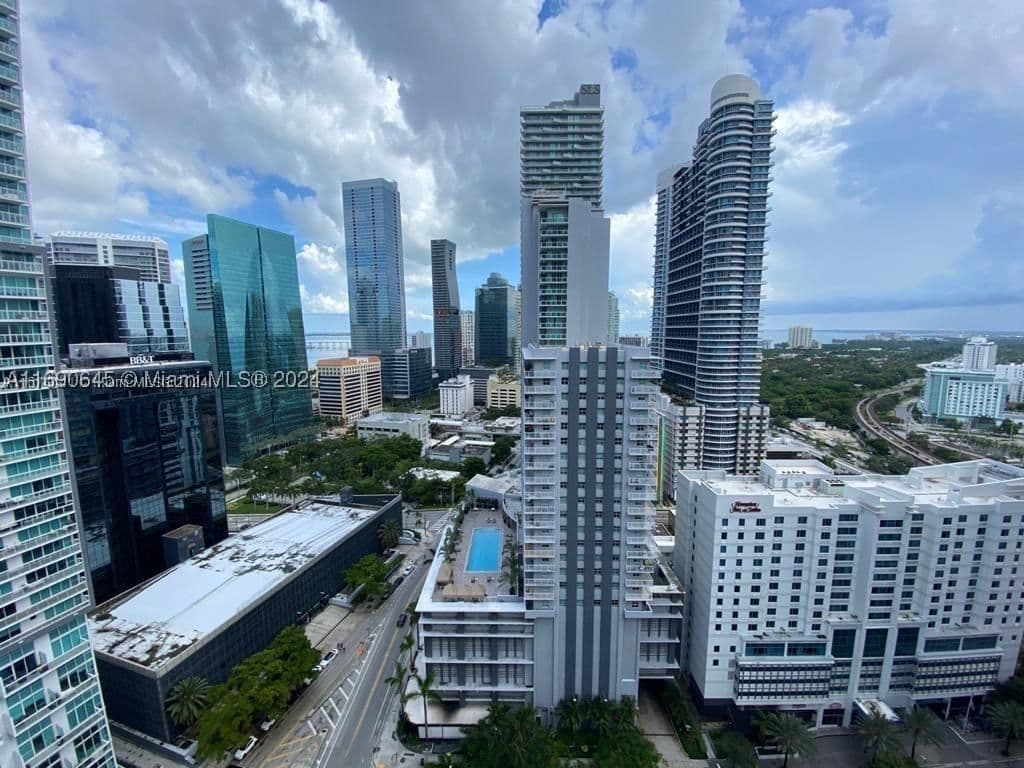 1+1 Condo — 1100 Miami Ave #2602, Miami, FL 33130