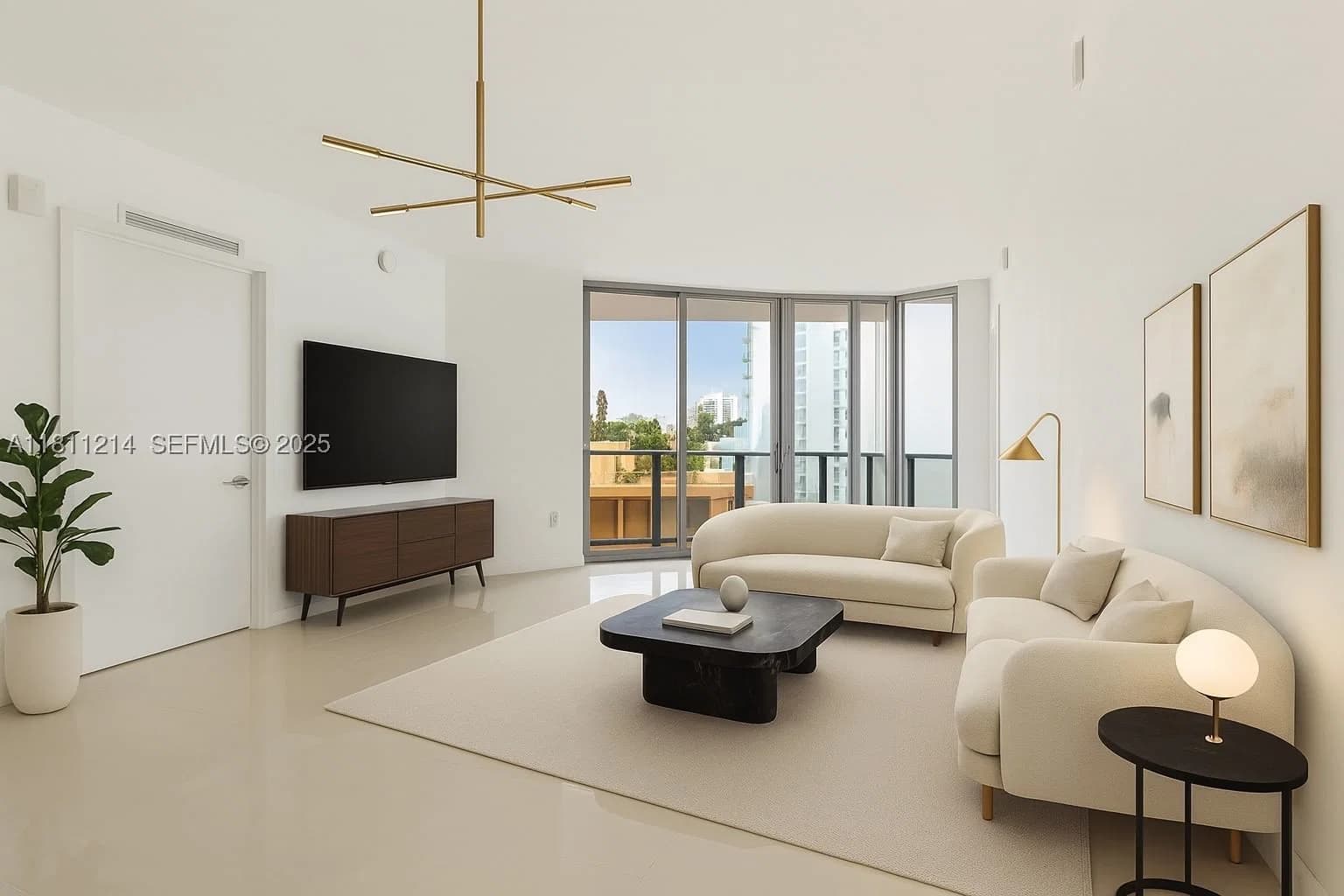 2-bedroom Condo — 488 18th St #501, Miami, FL 33132