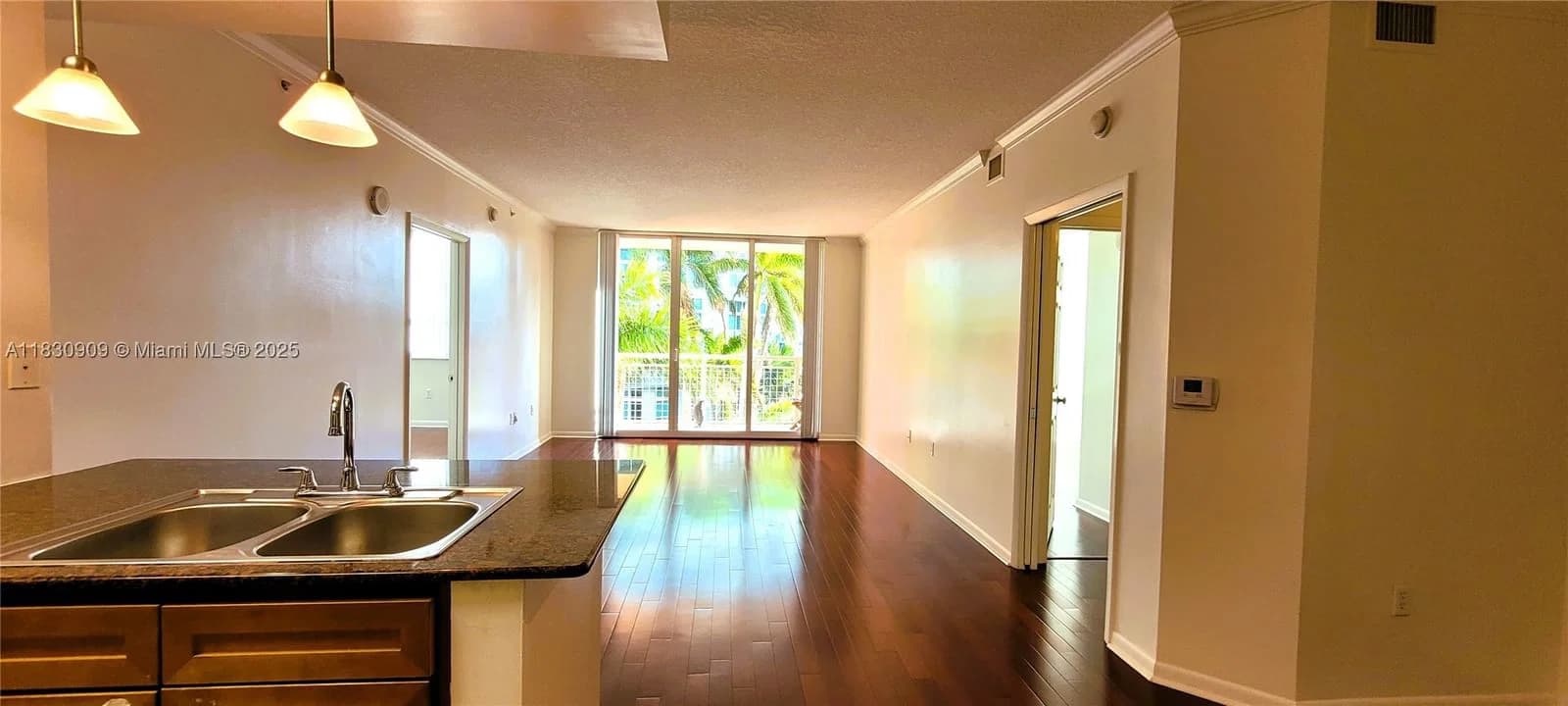 2-bedroom Condo — 2000 Bayshore Dr #509, Miami, FL 33137