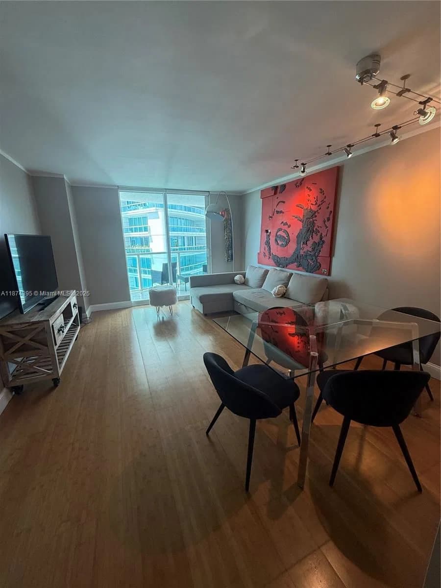 1+1 Daire — 2101 Brickell Ave #508, Miami, FL 33129