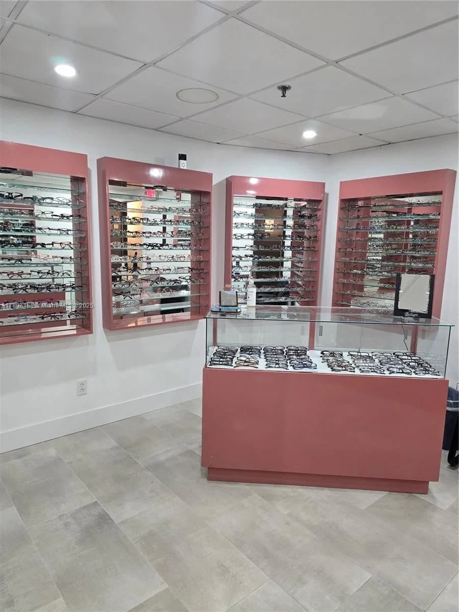 Property — 2100 Coral Way, Coral Gables, FL 33145