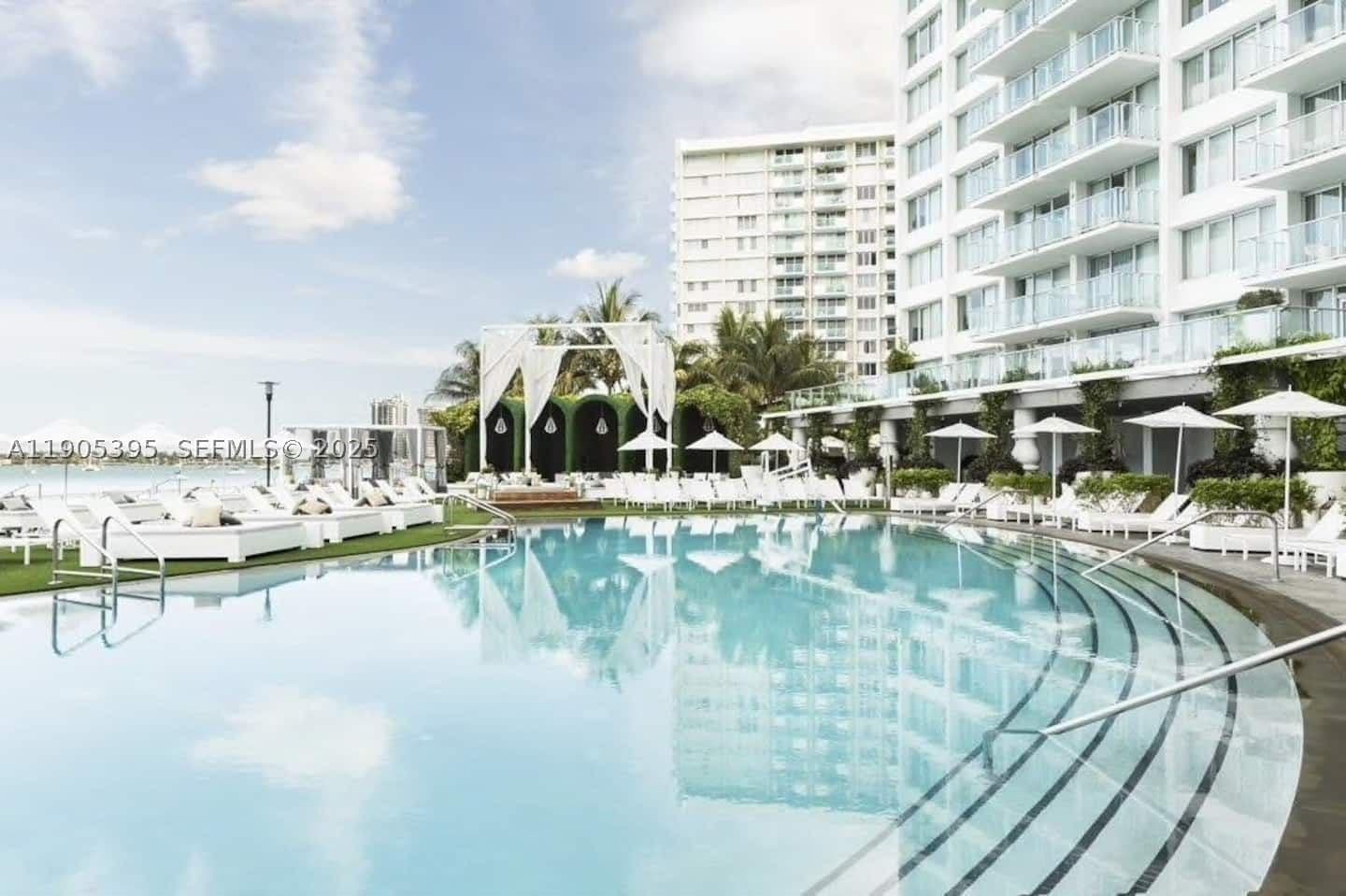 1+1 Condo — 1100 West Ave #1004, Miami Beach, FL 33139