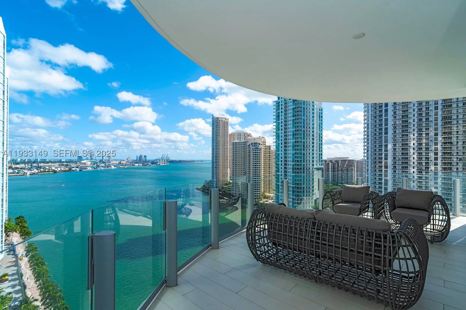 5-bedroom Condo — 300 Biscayne Blvd Way #1901, Miami, FL 33131