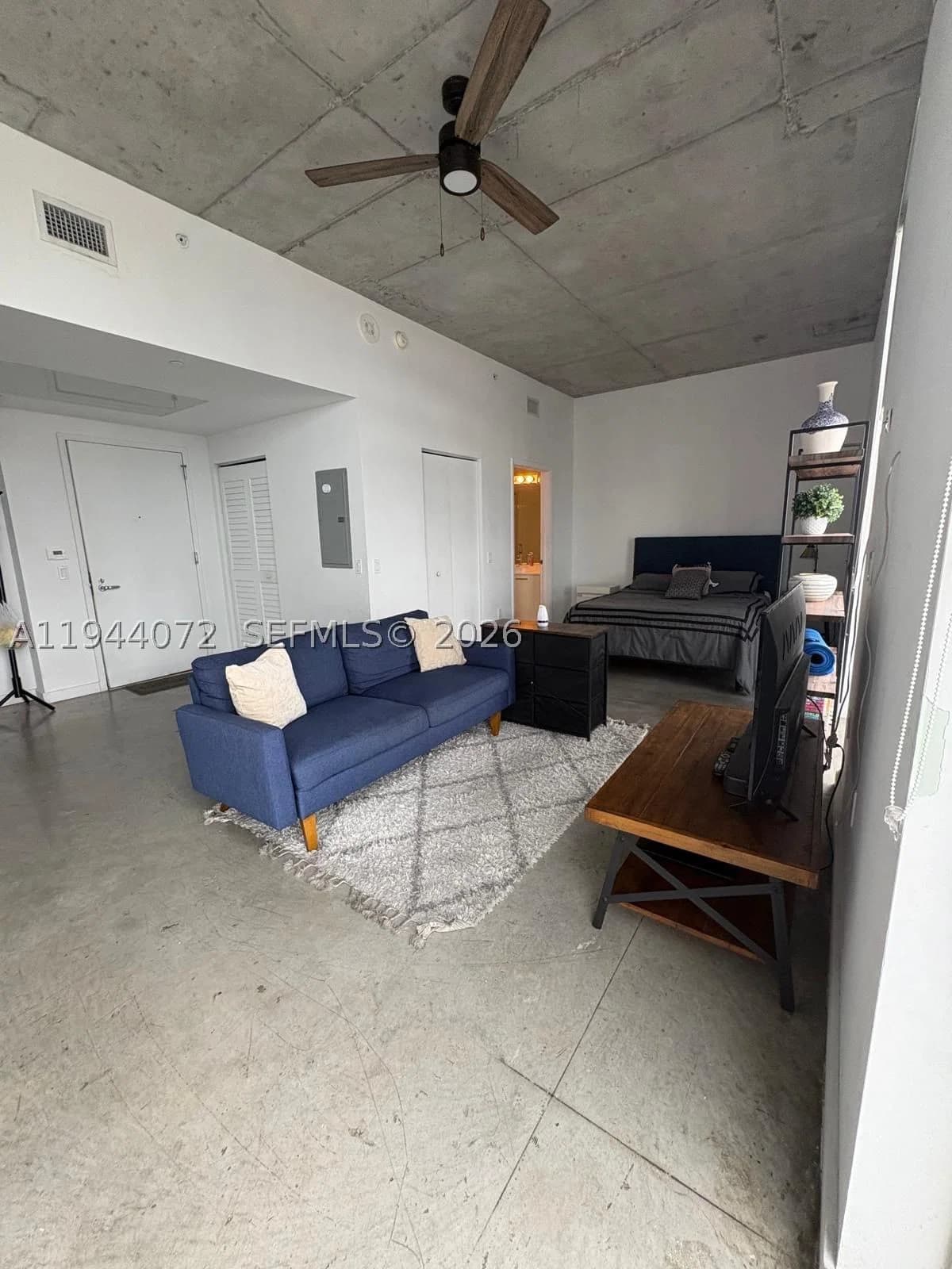1+1 Condo — 151 1st St #3404, Miami, FL 33131