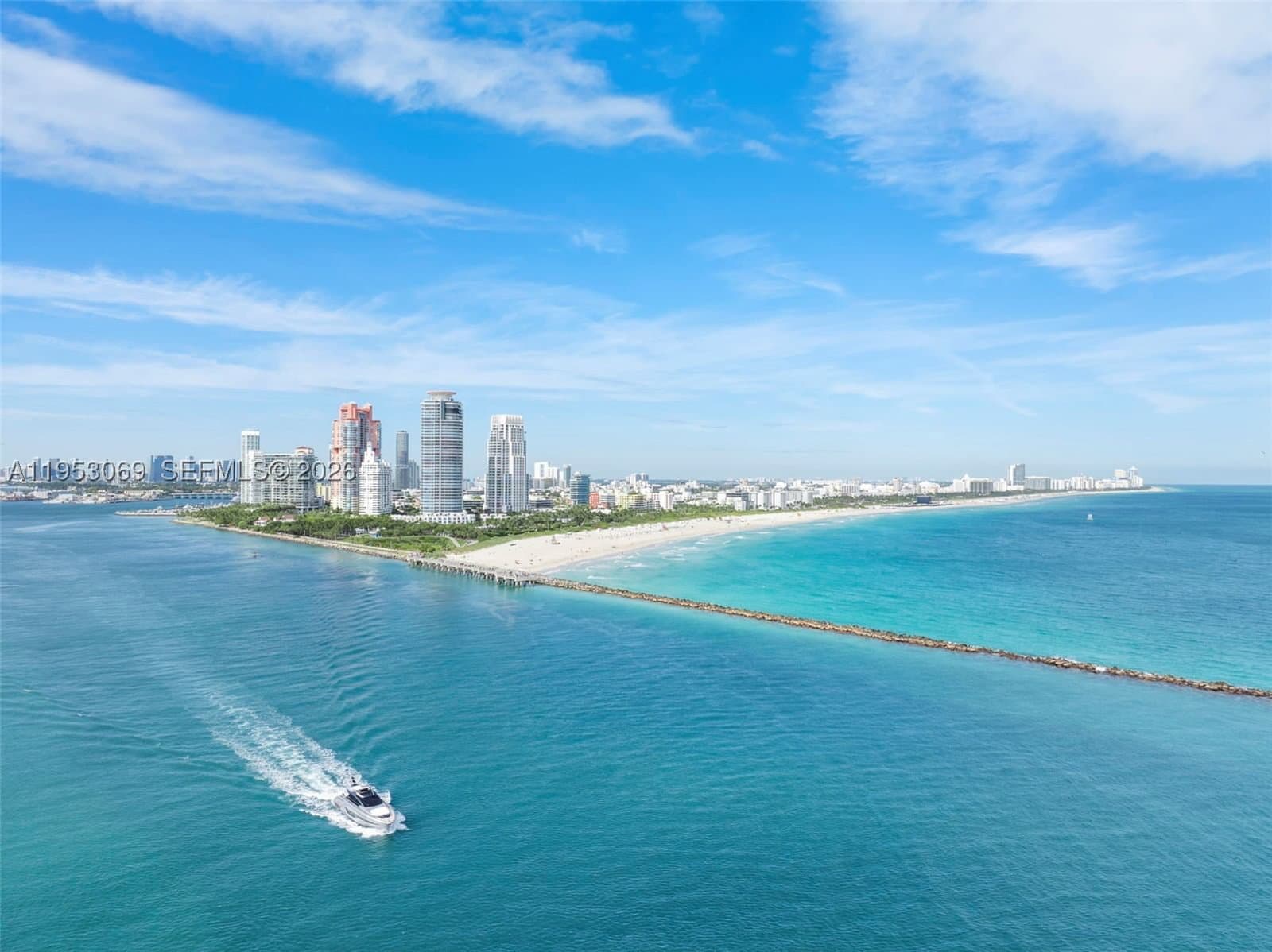 3-bedroom Condo — 100 Pointe Dr #510, Miami Beach, FL 33139