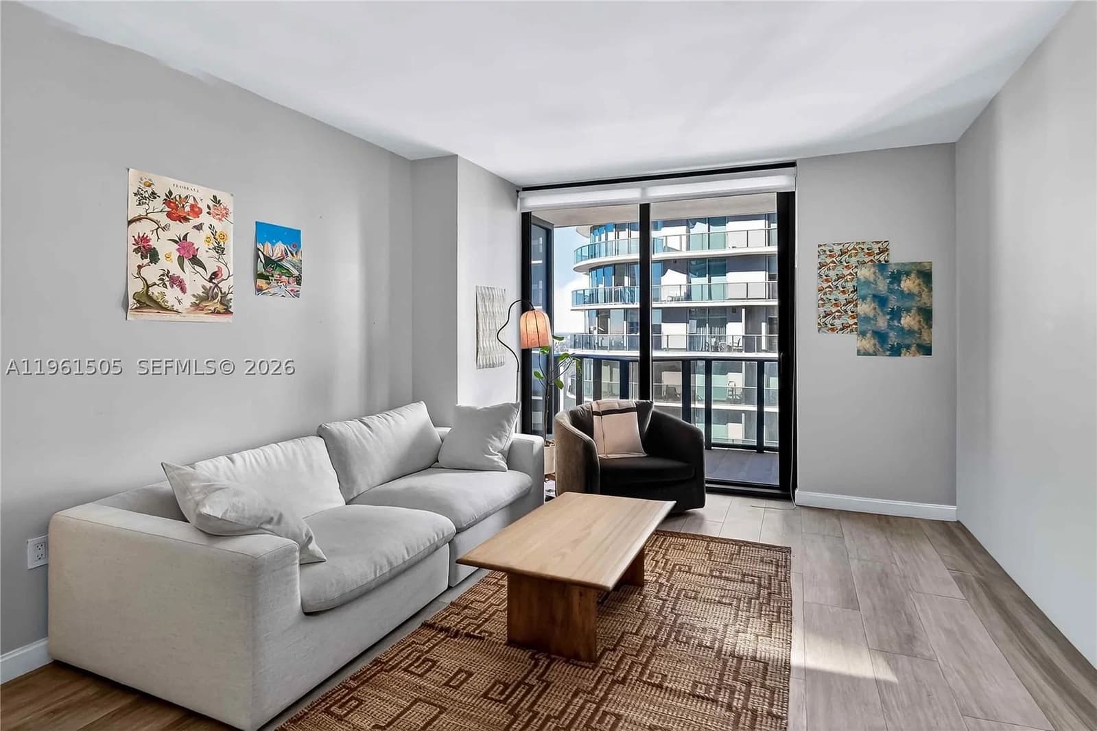 1+1 Condo — 45 9th St #3807, Miami, FL 33130