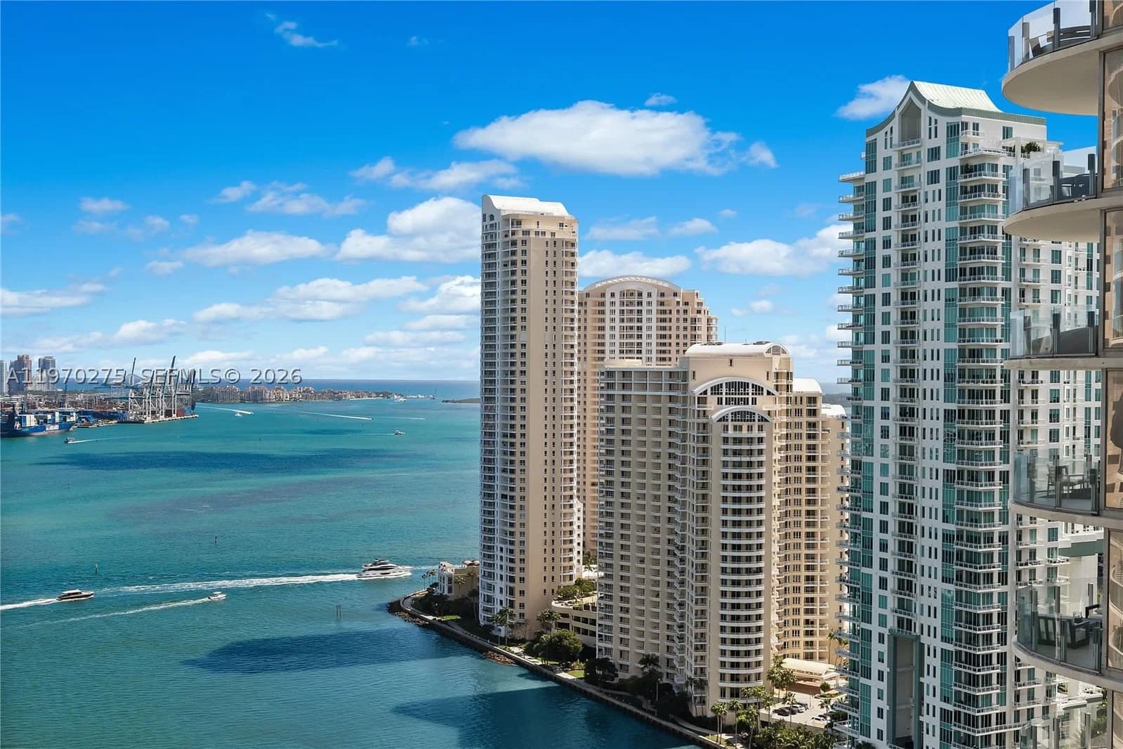 2-bedroom Condo — 300 Biscayne Blvd #T-2602, Miami, FL 33131
