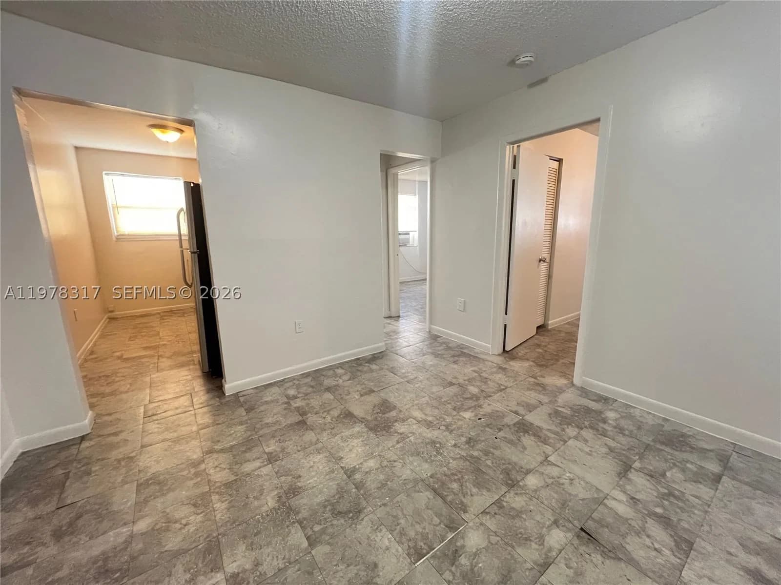 2-bedroom Apartment — Miami, FL 33136