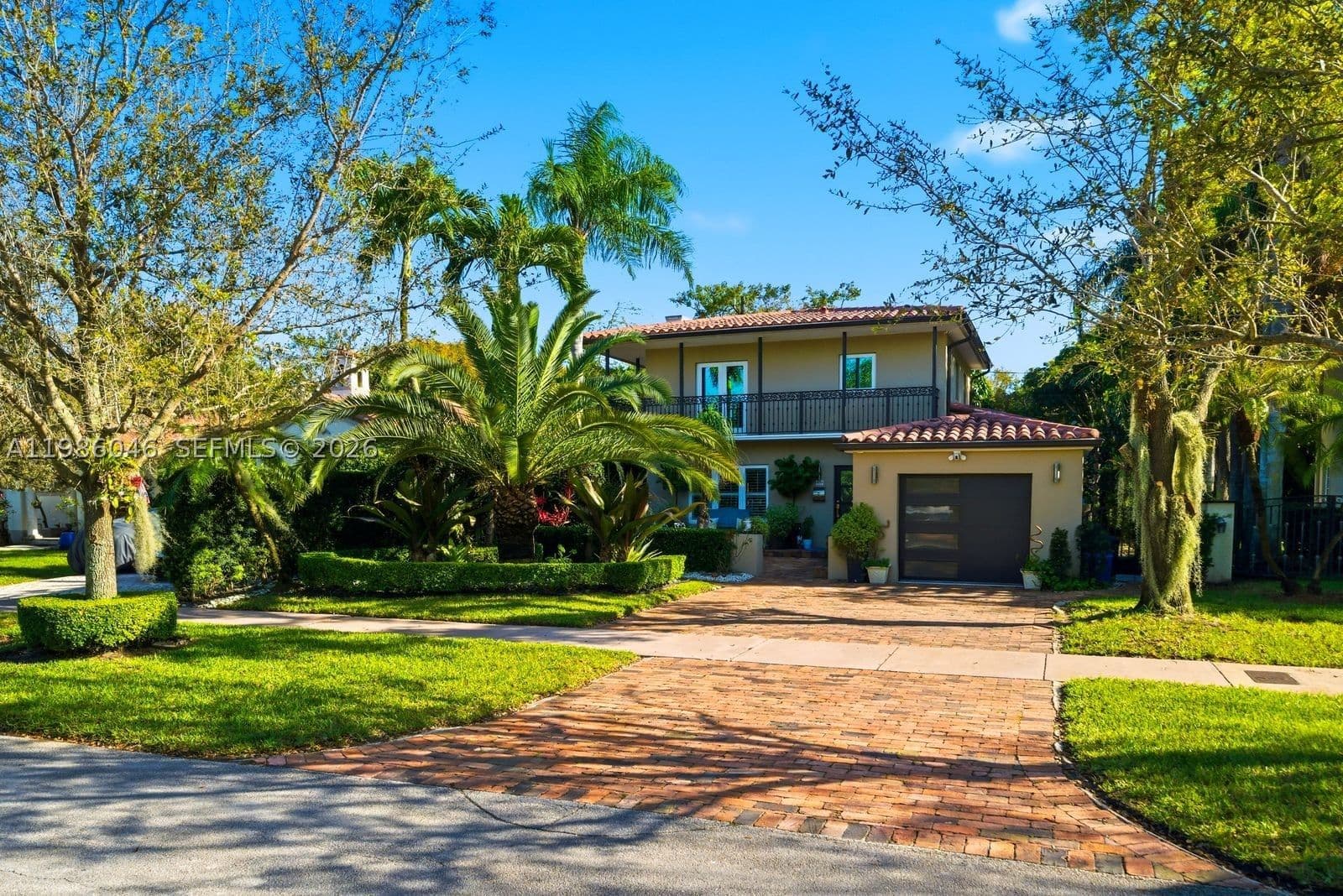 3+1 Müstakil ev — 430 Candia Ave, Coral Gables, FL 33134