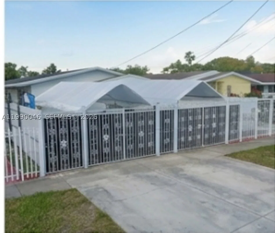 Duplex — 2373 33rd St, Miami, FL 33142