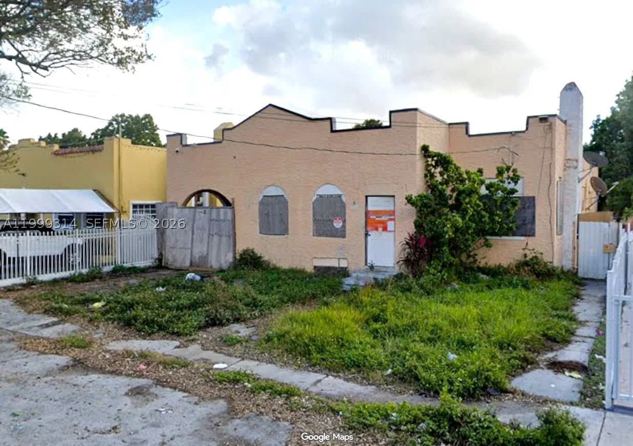 Duplex — 3034 33rd St, Miami, FL 33142