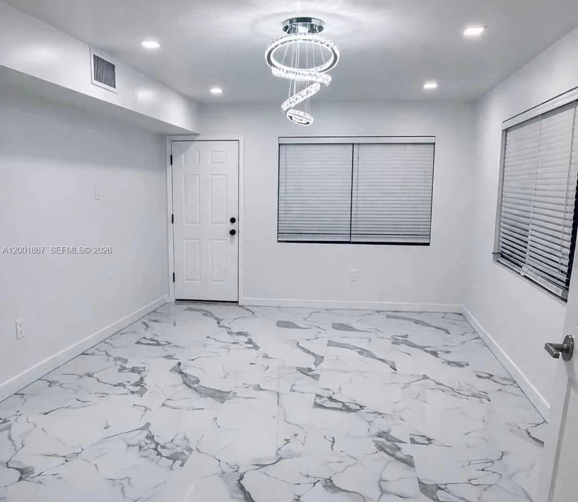 Dubleks — 1629 Mayo St, Hollywood, FL 33020