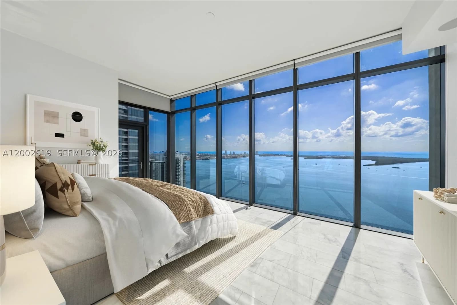 3-bedroom Condo — 1451 Brickell Ave #5101, Miami, FL 33131