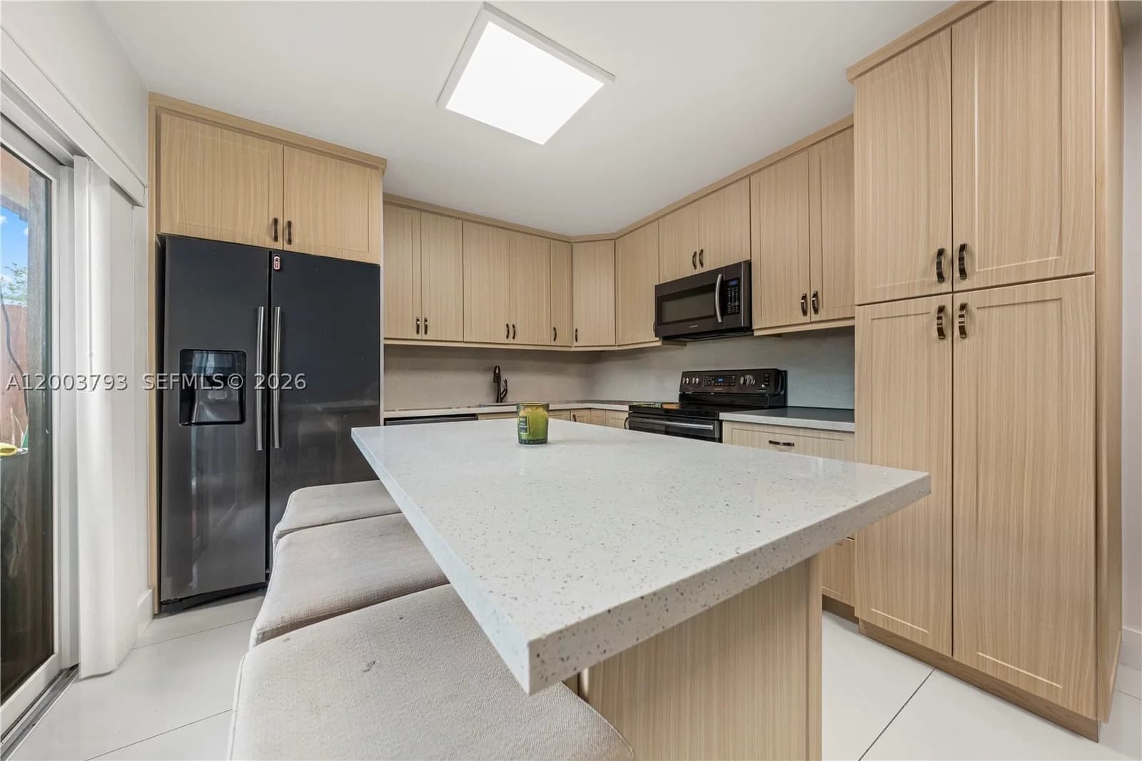 2+1 Townhouse — 4089 Forest Hill Dr, Cooper City, FL 33026