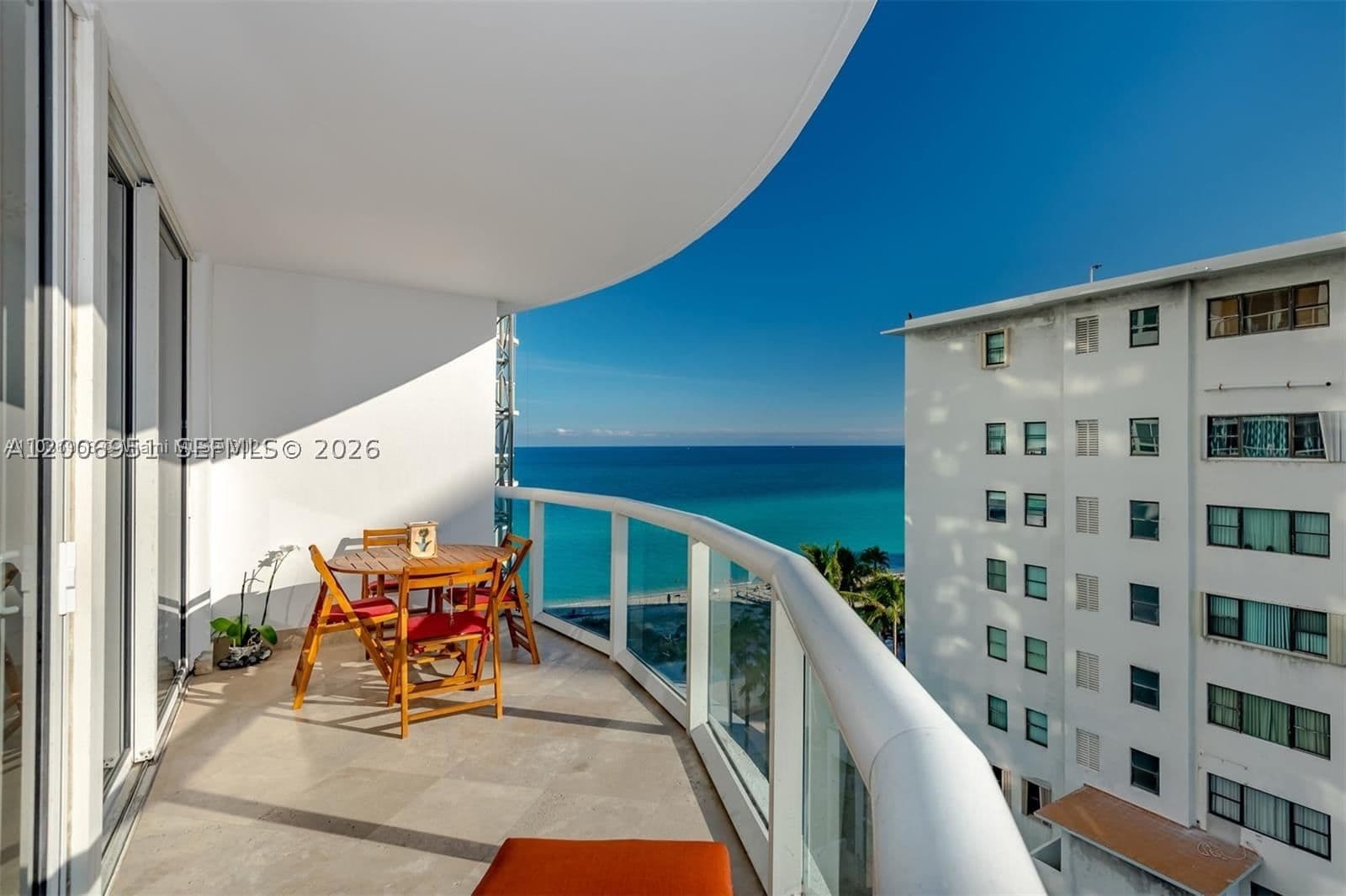 1+1 Condo — 6365 Collins Ave #906, Miami Beach, FL 33141
