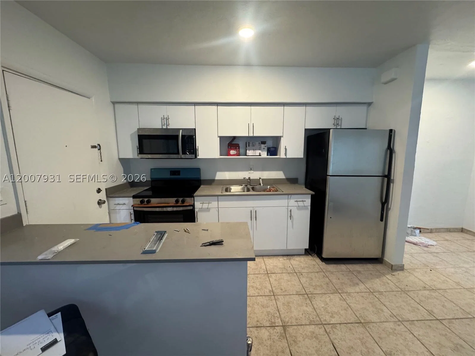 1-bedroom Apartment — 7300 Harding Ave #21, Miami Beach, FL 33141