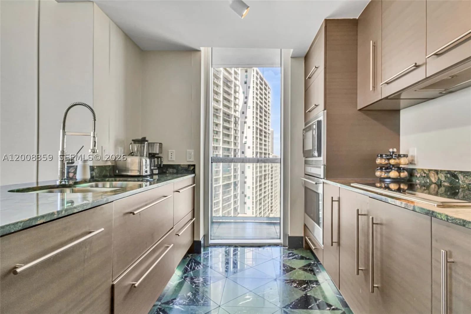 2-bedroom Condo — 485 Brickell Ave #2508, Miami, FL 33131
