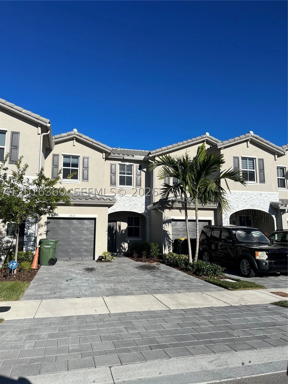 3-bedroom Townhouse — 1211 27th Ter, Homestead, FL 33035