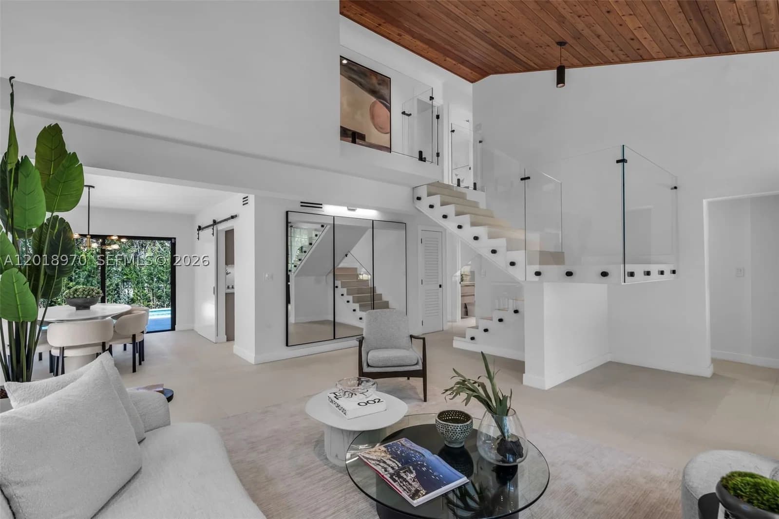 4+1 Müstakil ev — 1415 Trillo Ave, Coral Gables, FL 33146