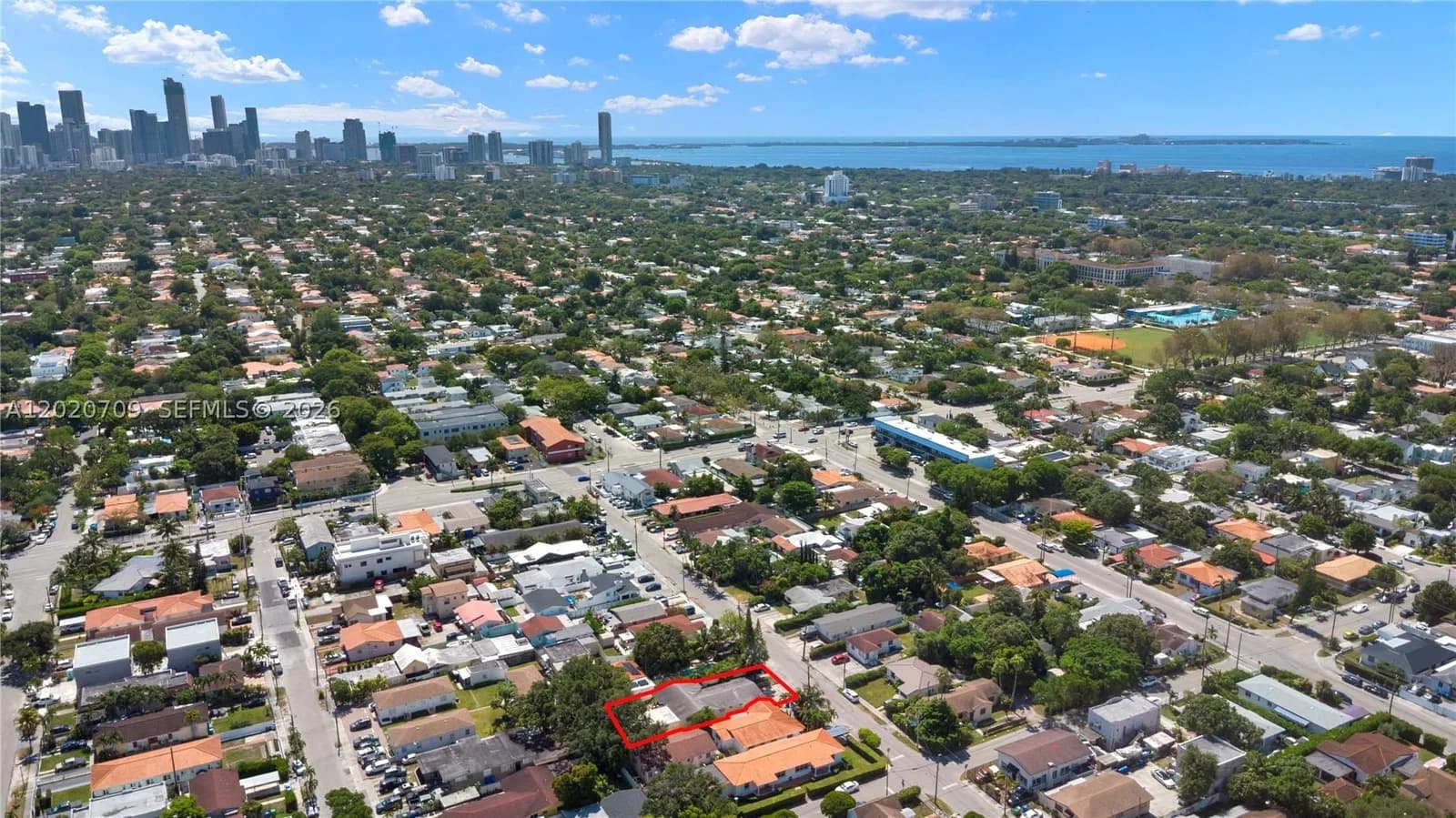 Mülk — 2275 15th St, Miami, FL 33145