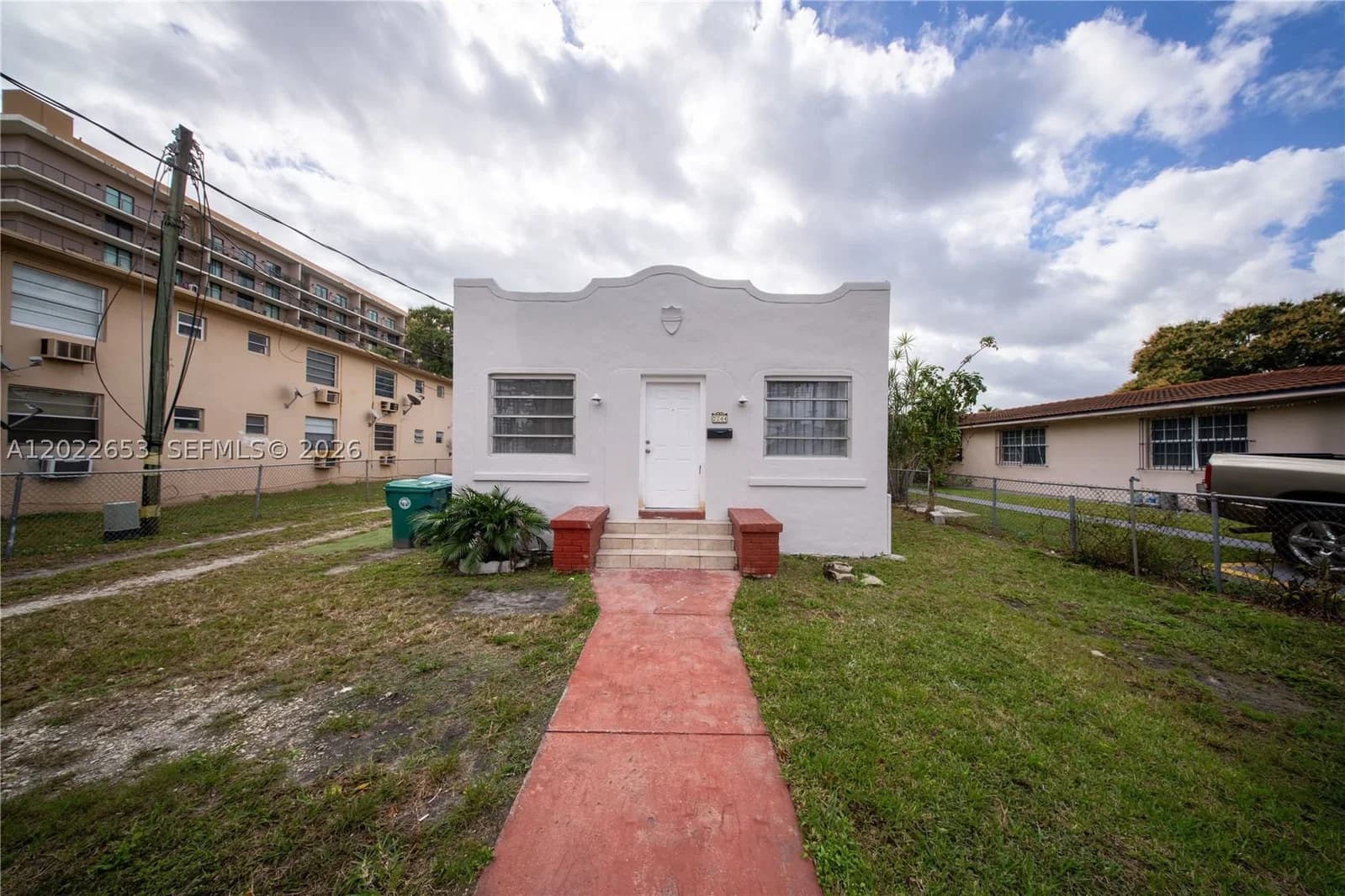 Dubleks — 2744 16th Ter, Miami, FL 33145