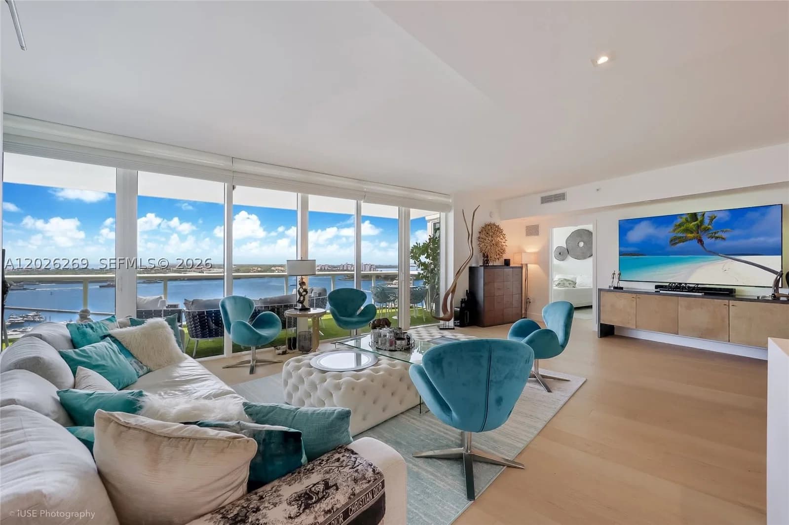 3-bedroom Condo — 400 Alton Rd #1506, Miami Beach, FL 33139