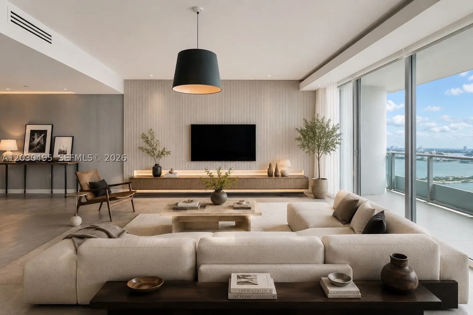 3-bedroom Condo — 900 Biscayne Blvd #PH6205, Miami, FL 33132
