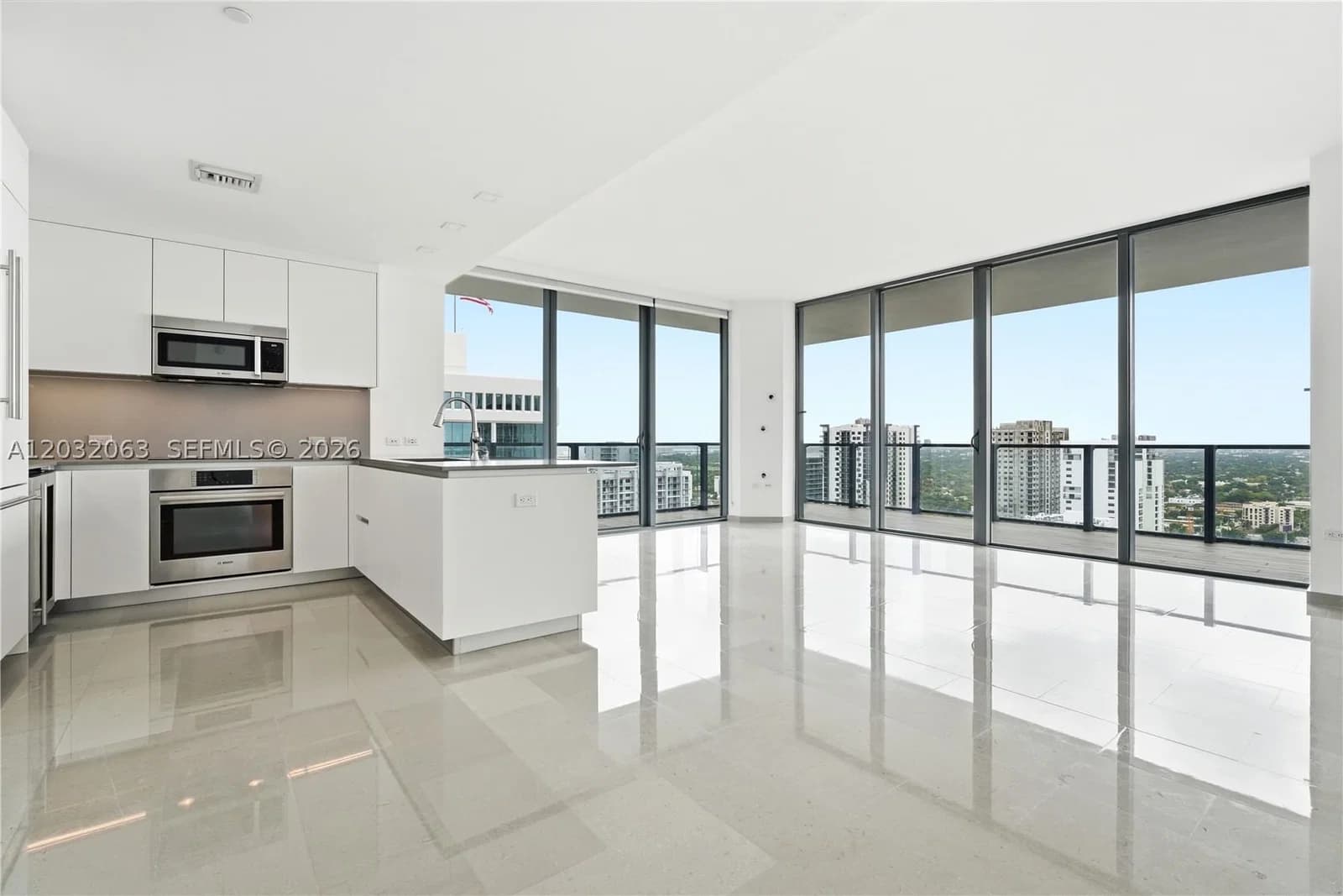3+1 Condo — 88 7th St #2302, Miami, FL 33130