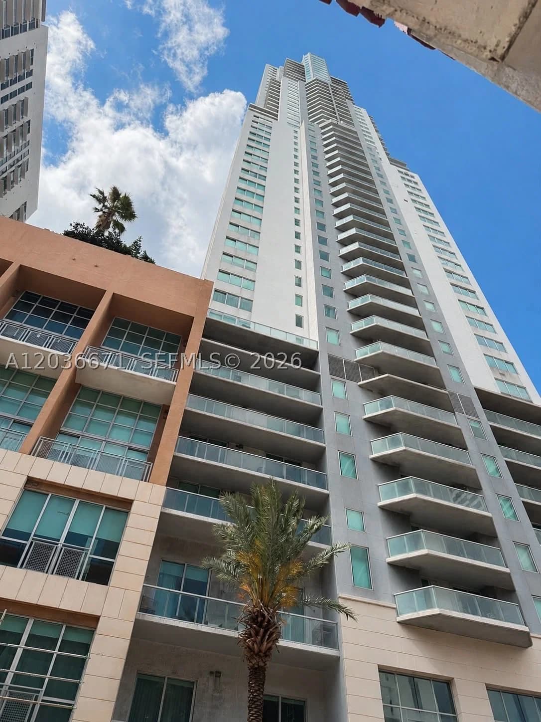 1+1 Condo — 253 2nd St #3004, Miami, FL 33132