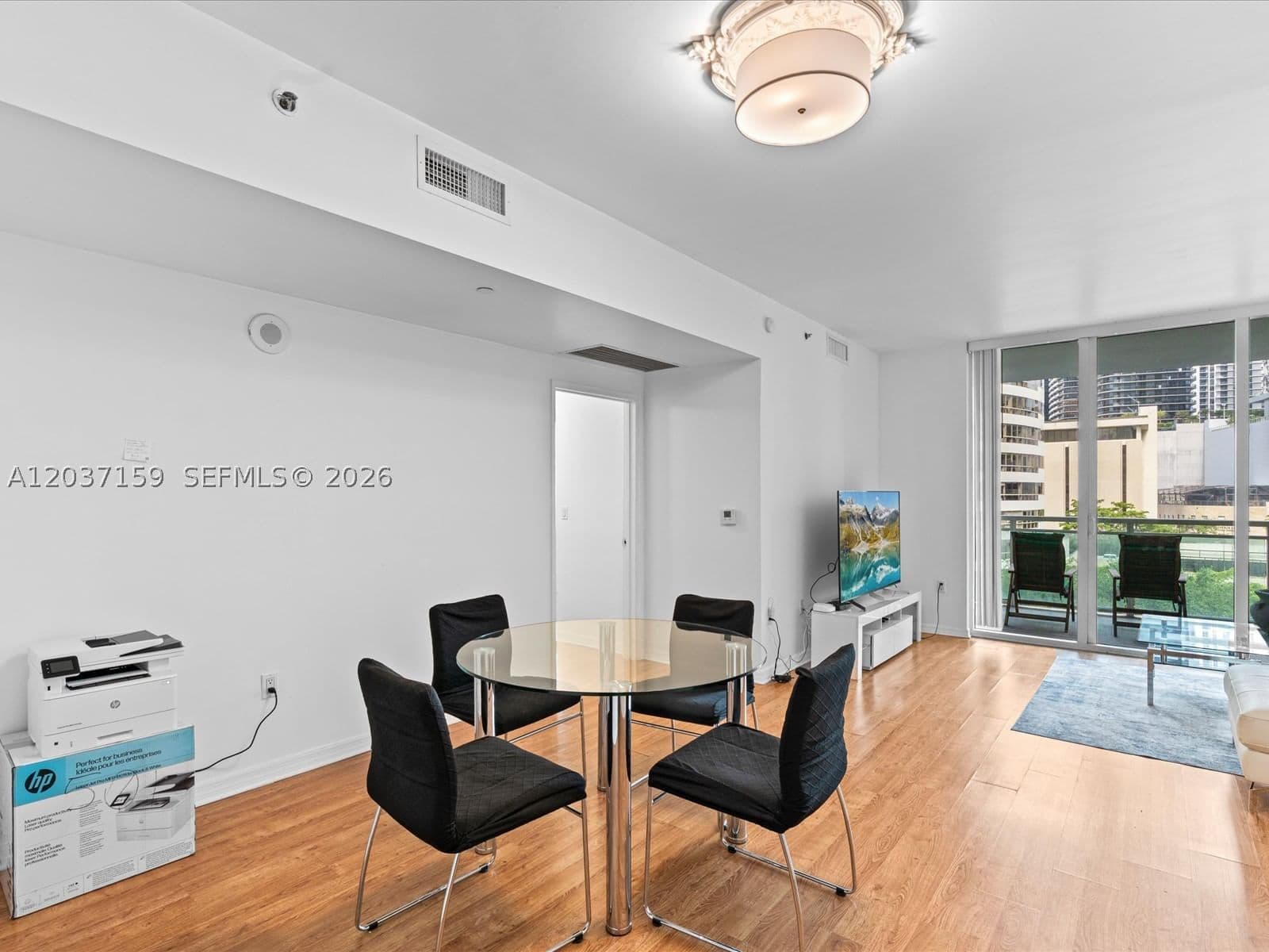 1-bedroom Condo — 950 Brickell Bay Dr #501, Miami, FL 33131
