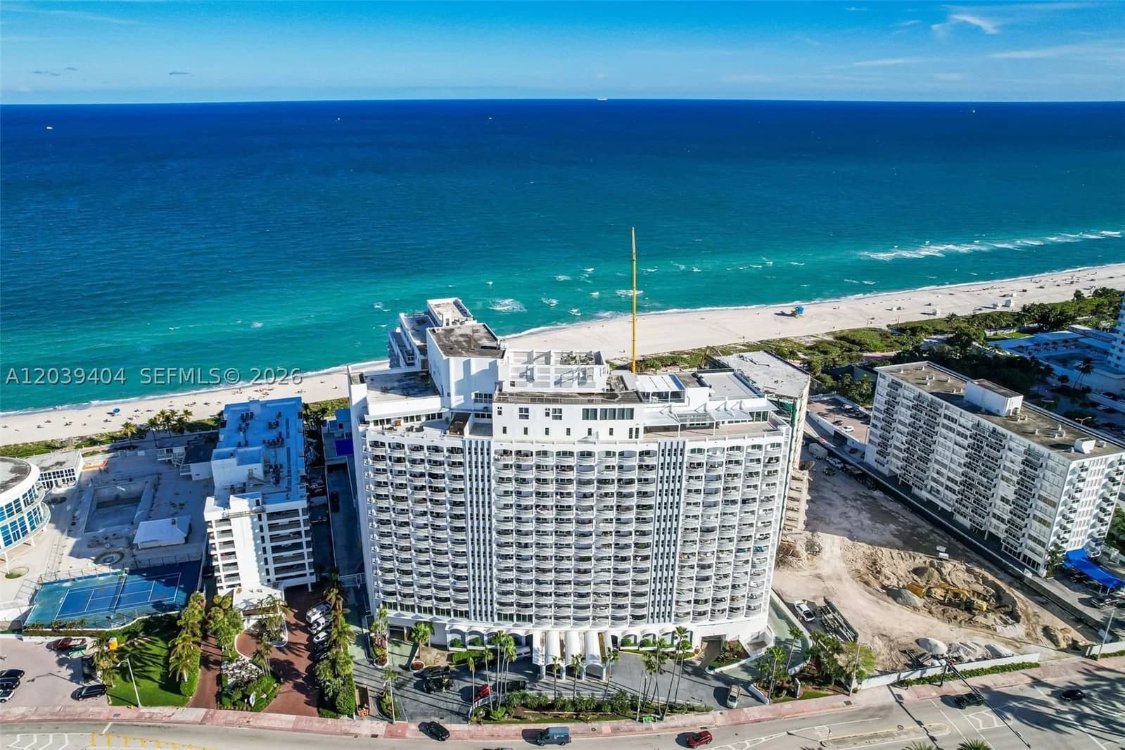 2-bedroom Condo — 5401 Collins Ave #813, Miami Beach, FL 33140