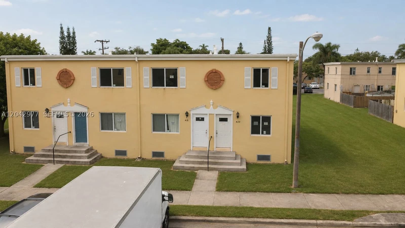 4-bedroom Condo — 420 84th Ter #420, Miami, FL 33150