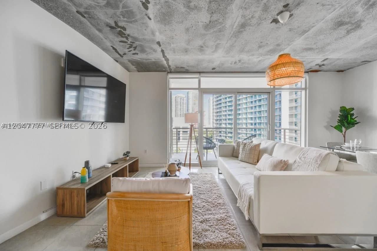 2-bedroom Condo — 3250 1st Ave #901, Miami, FL 33137
