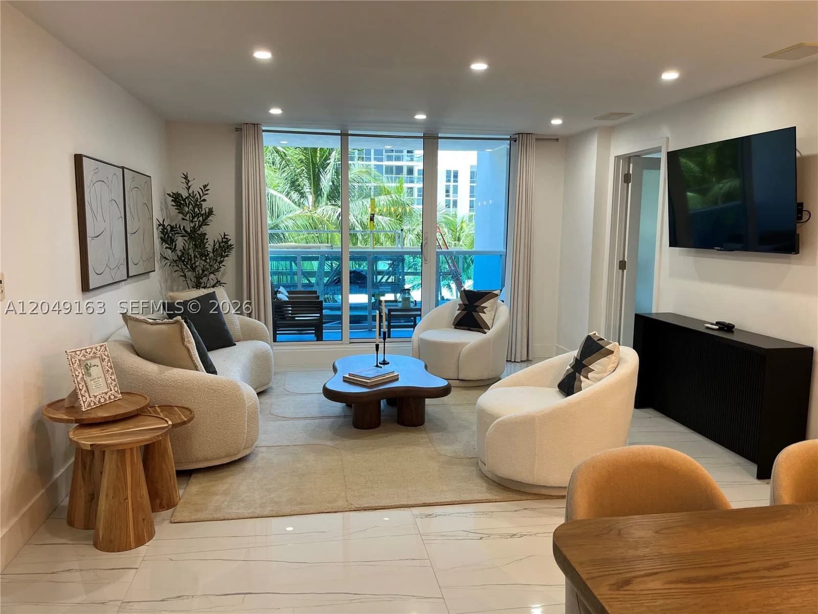 2-bedroom Condo — 2301 Collins Ave #326, Miami Beach, FL 33139