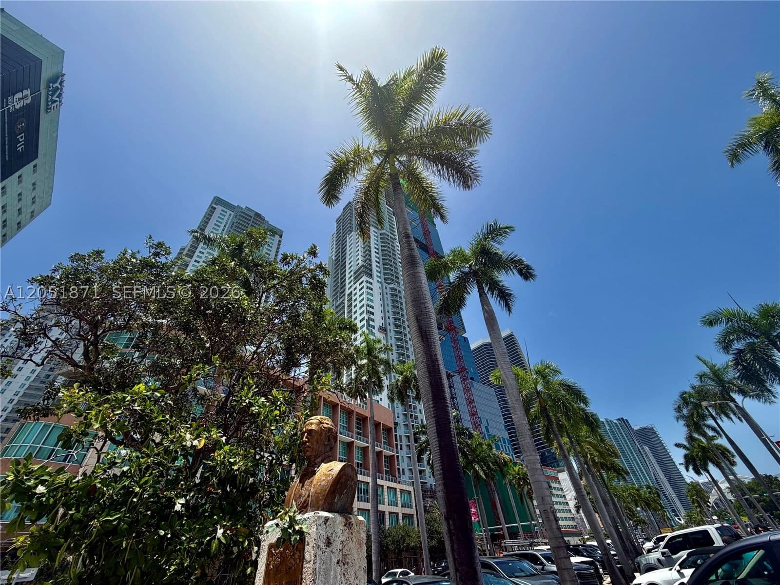 Condo — 253 2nd St #3907, Miami, FL 33132
