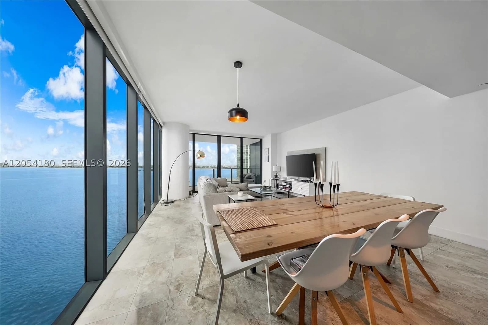 1-bedroom Condo — 650 32nd St #1507, Miami, FL 33137