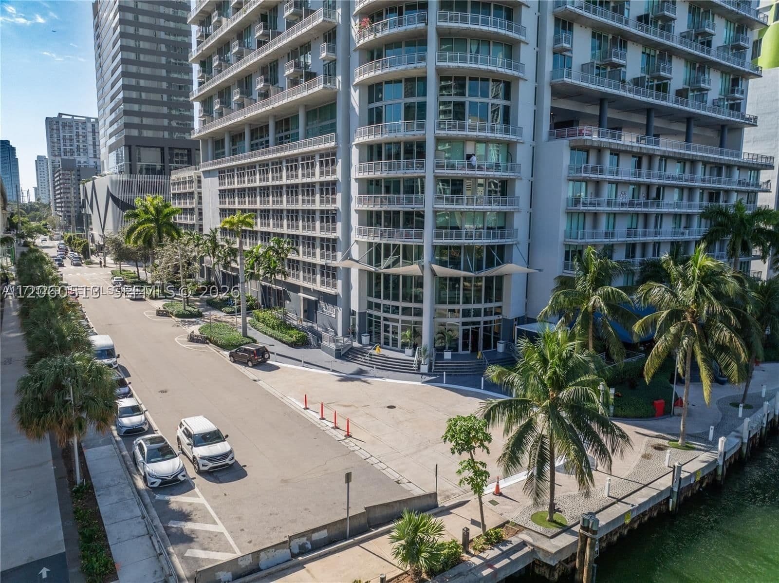 1+1 Condo — 690 1st Ct #1132, Miami, FL 33130