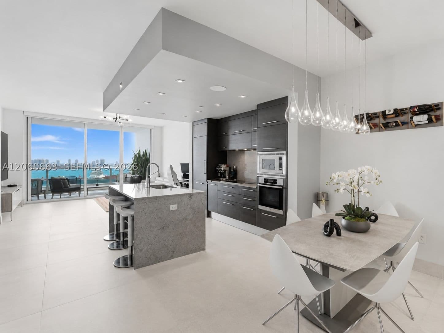 1+1 Condo — 900 Biscayne Blvd #3607, Miami, FL 33132