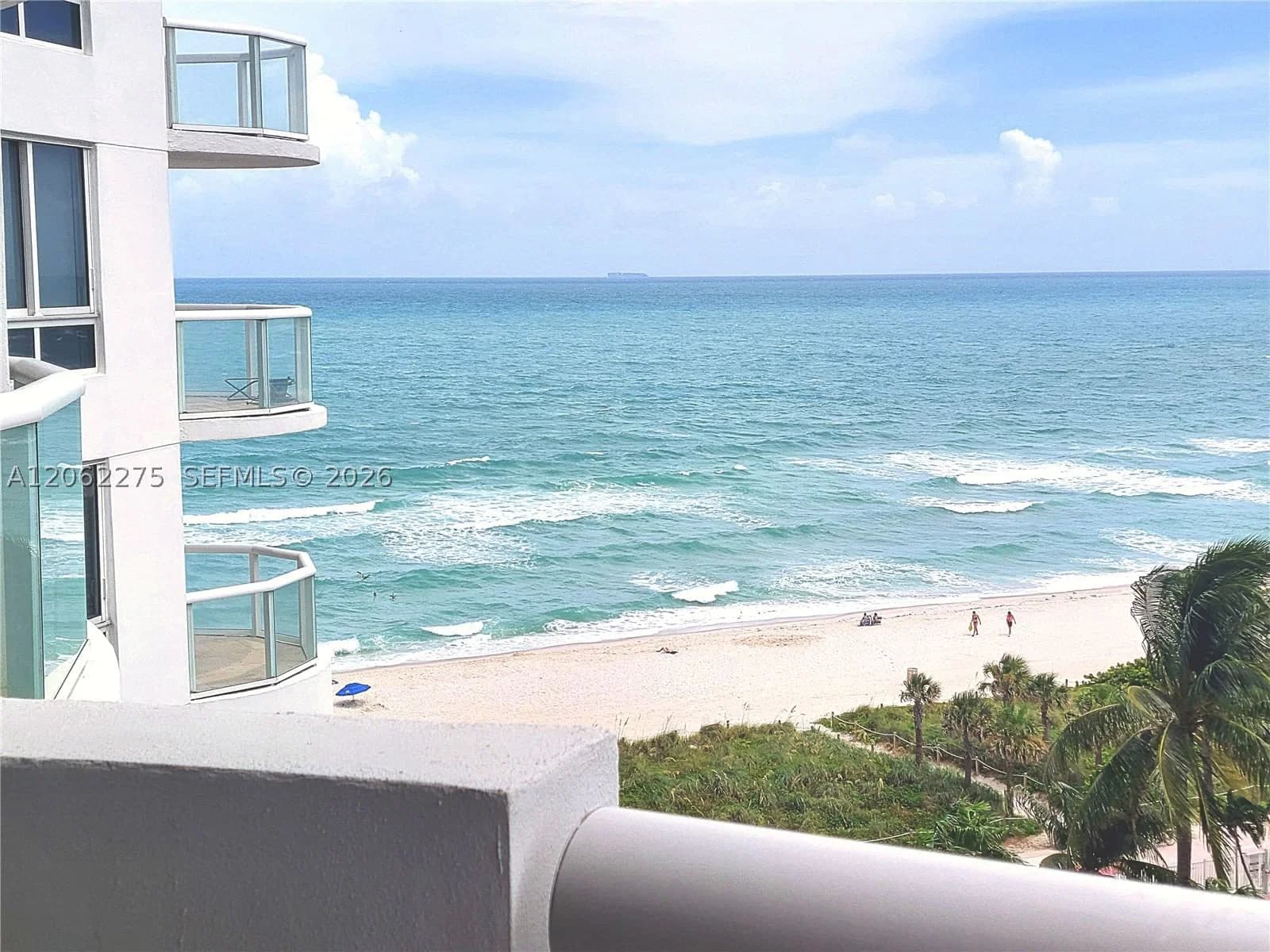 1+1 Condo — 6365 Collins Ave #905, Miami Beach, FL 33141
