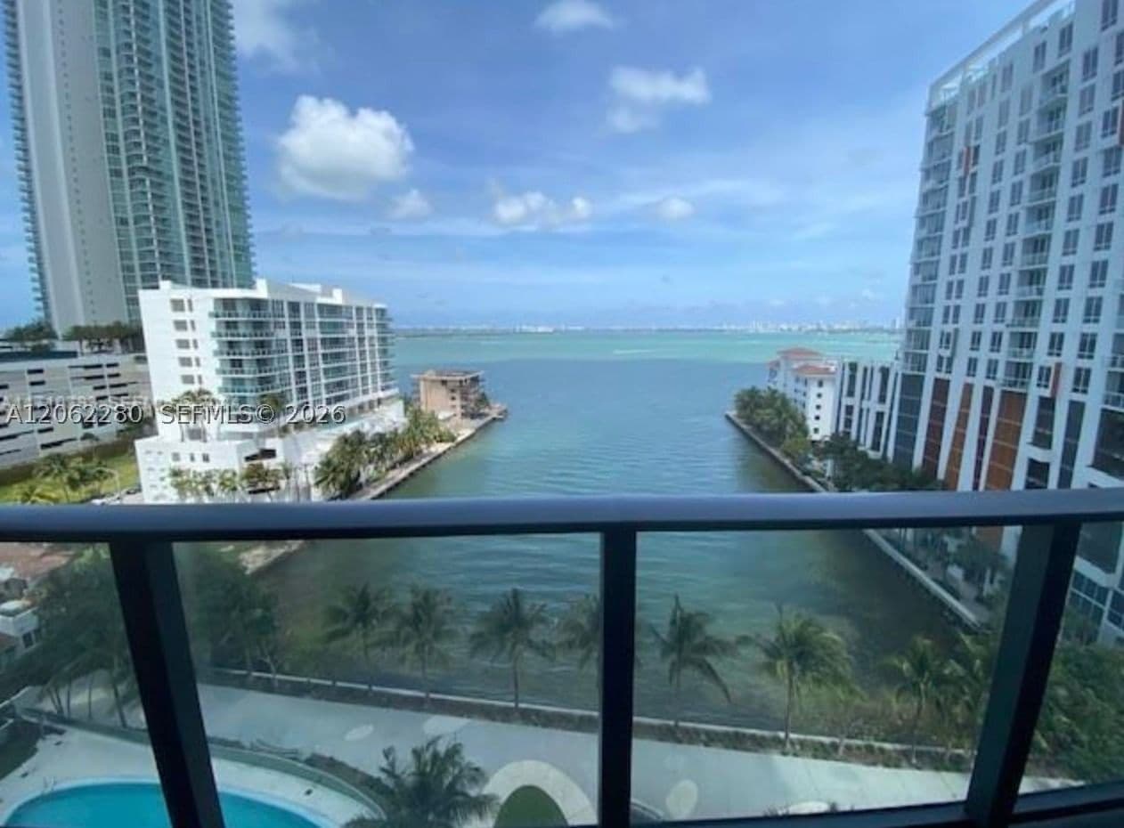 2-bedroom Condo — 460 28th St #906, Miami, FL 33137