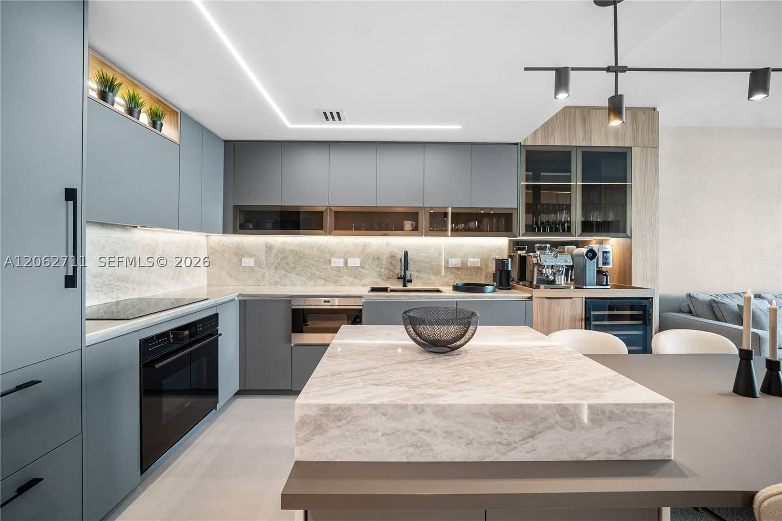 2+1 Condo — 3131 7th Ave #2805, Miami, FL 33137
