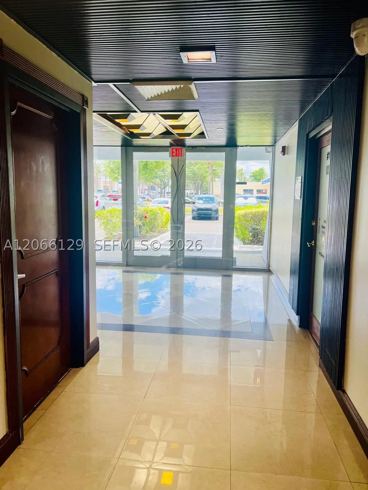 Mülk — 10651 88th St, Miami, FL 33176